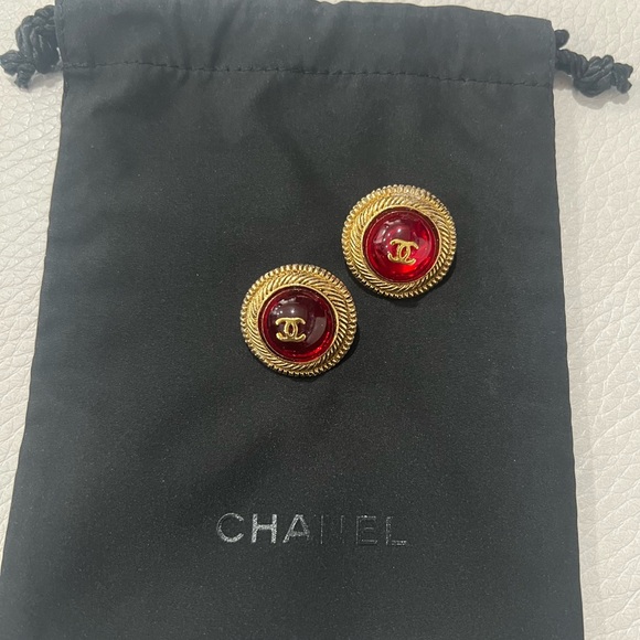 CHANEL preowned Red and Gold Iconic Vintage CC Gripoix Earrings - Picture 1 of 3